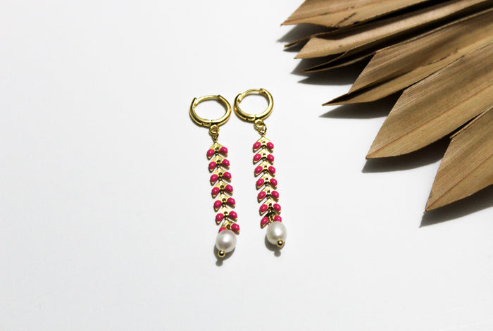 Lady Fern Pearl Earring