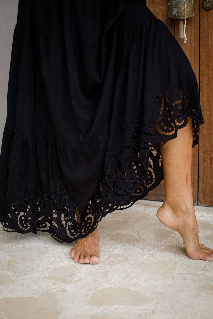 Eyelet Tube Maxi | Shop Bali Queen