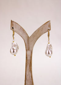 Grandma Pearl Earrings