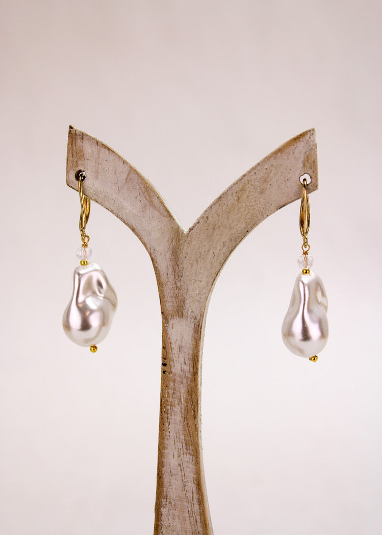 Grandma Pearl Earrings