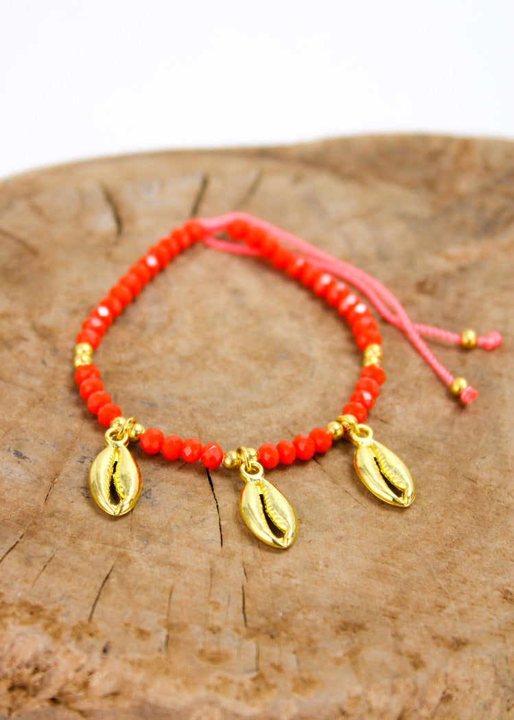 Golden 3 Cowrie Pull Bracelet | Shop Bali Queen