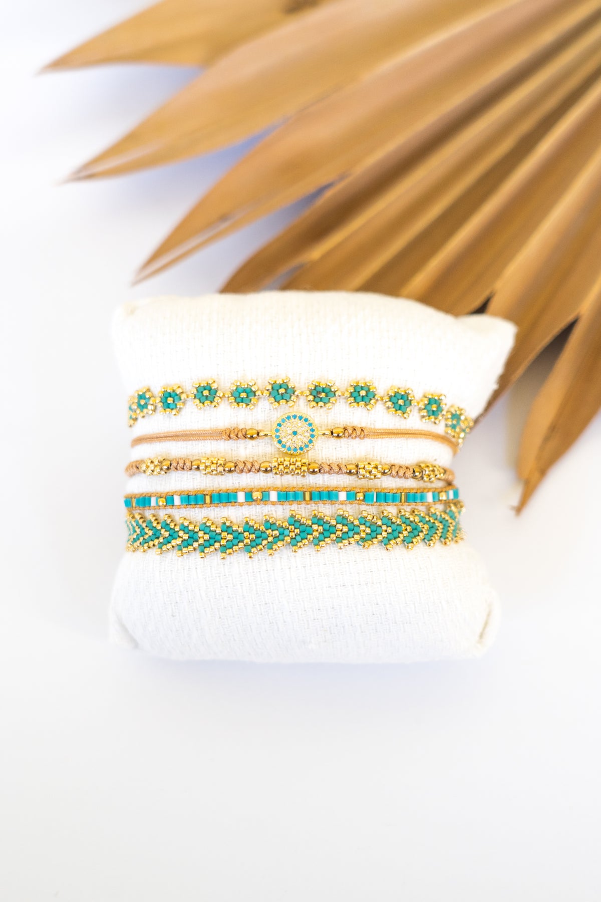 Crystal 5 Pack Pull Bracelet Tray (Turquoise) | Shop Bali Queen