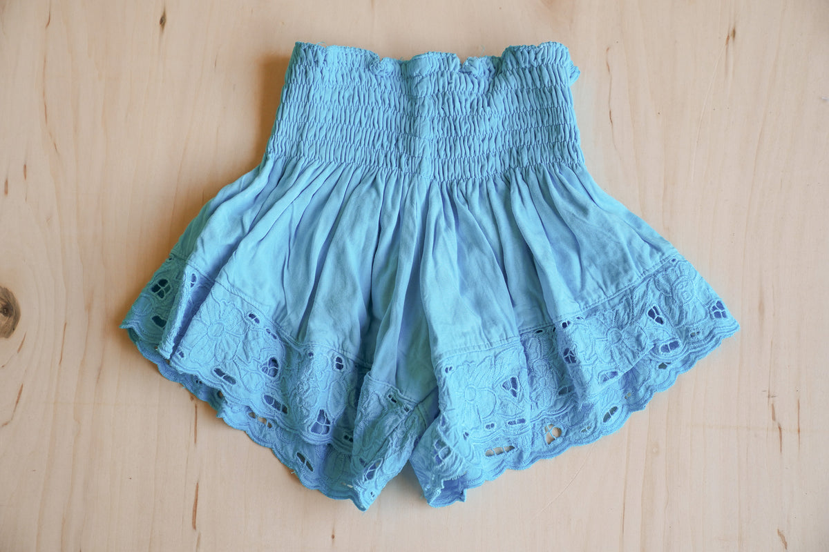 Eyelet Surfy Shorts