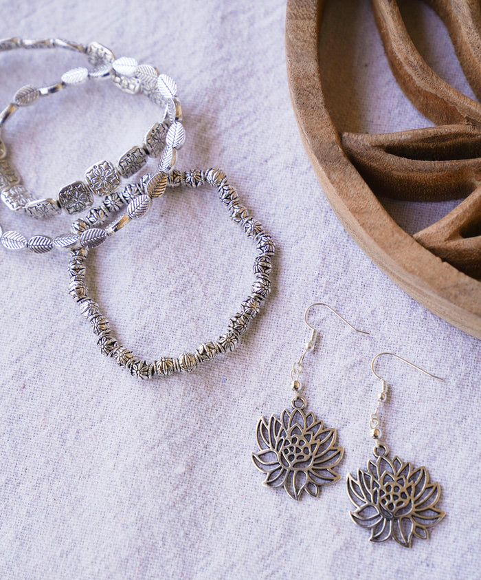 Feather Alloy Stretch Bracelet #56 | Shop Bali Queen