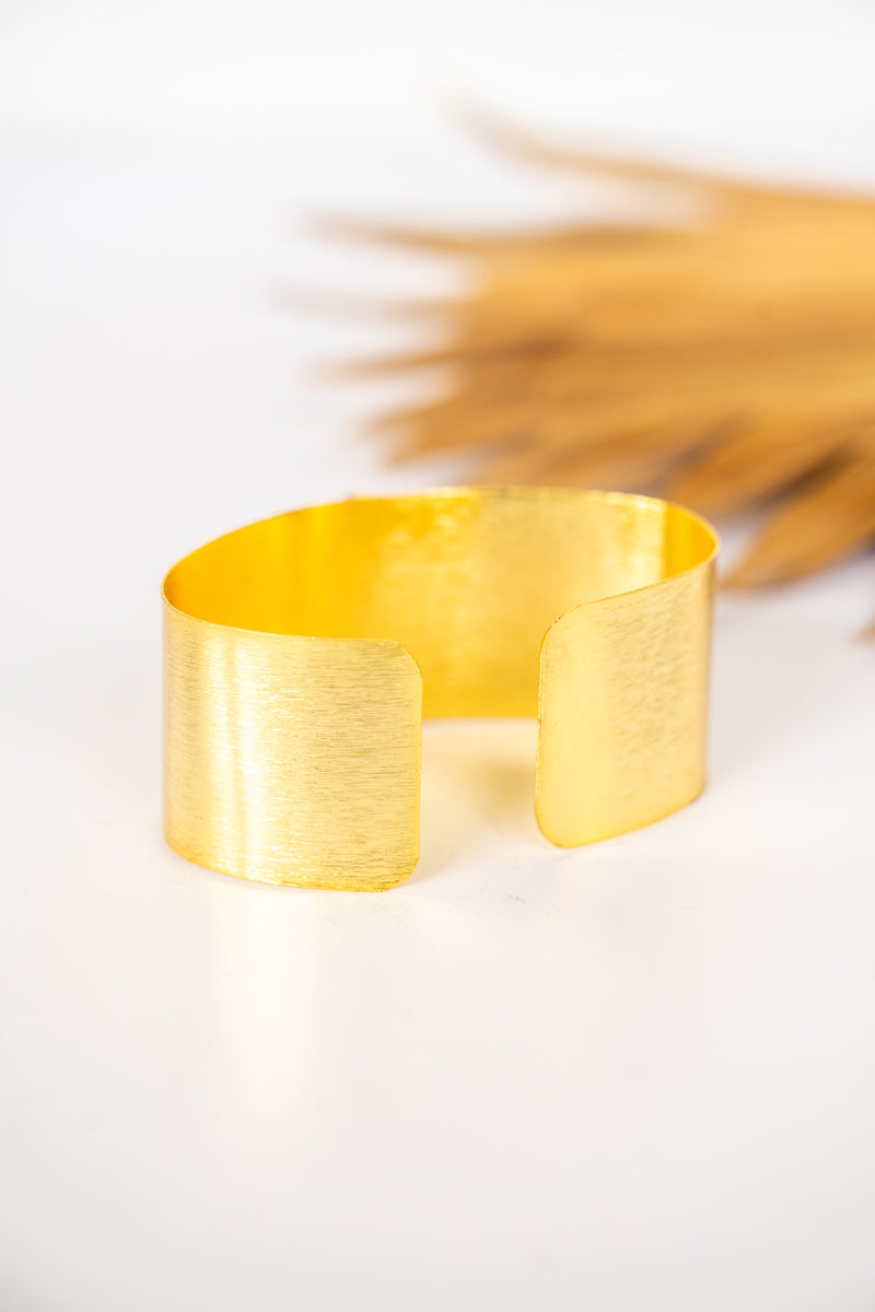 Dasha Amethyst Golden Cuff | Shop Bali Queen