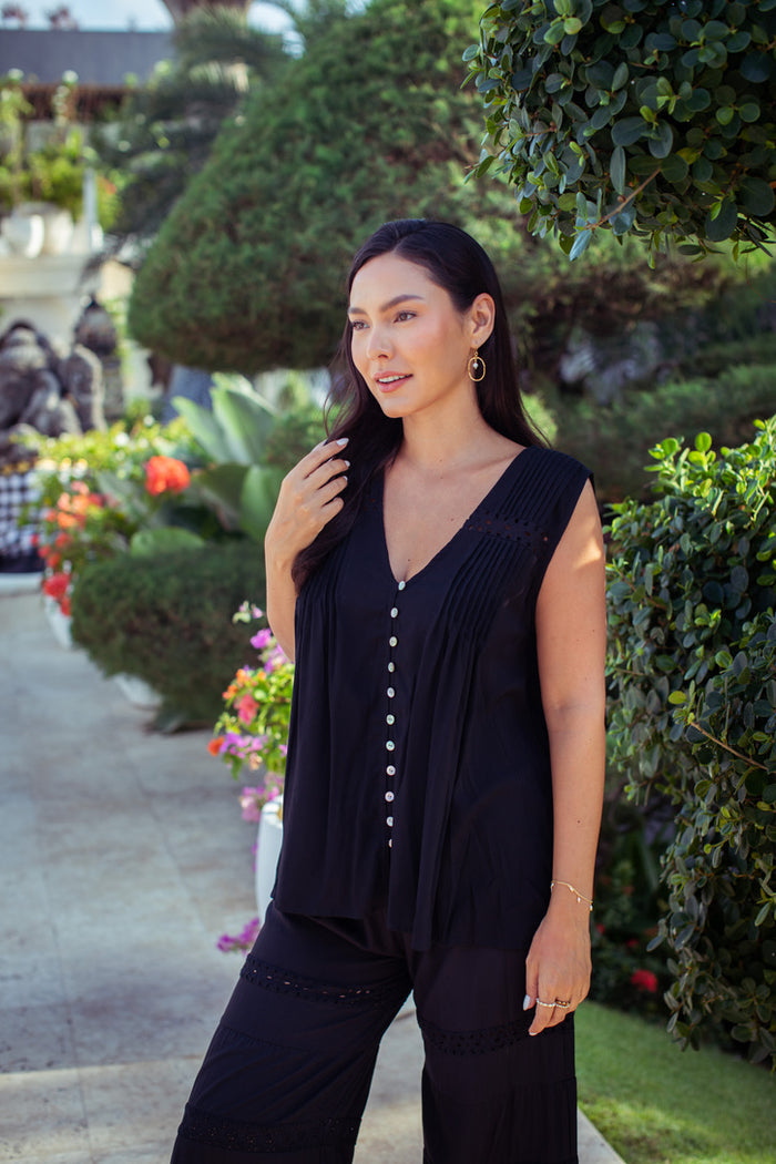 Eyelet Tank | Shop Bali Queen