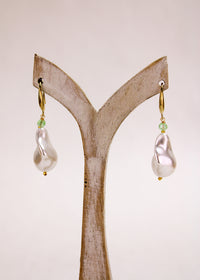 Grandma Pearl Earrings