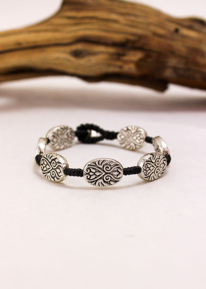 Arabesque Oval Alloy Bracelet #46