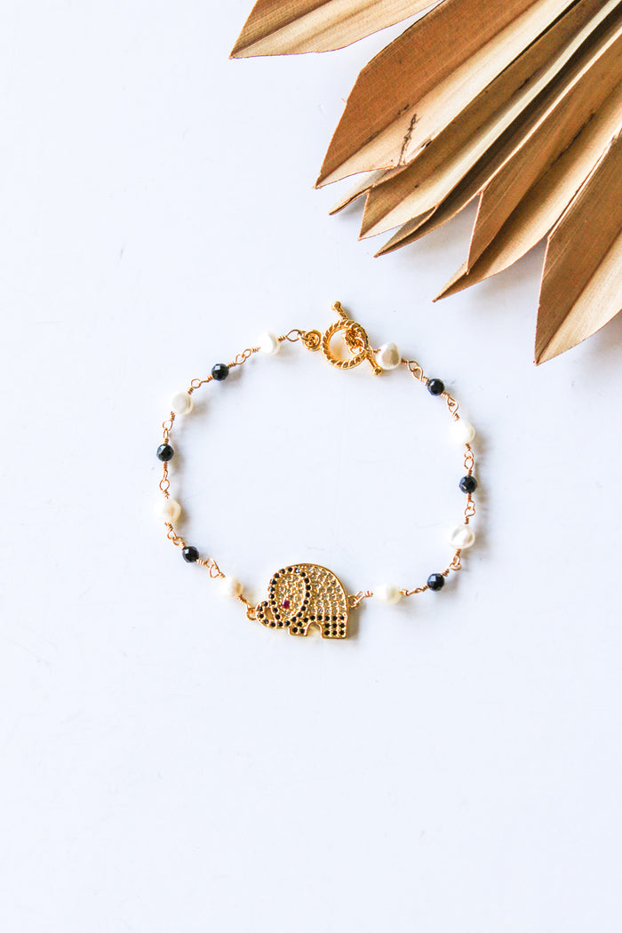18K Toggle Elephant Pearl & Onyx Bracelet