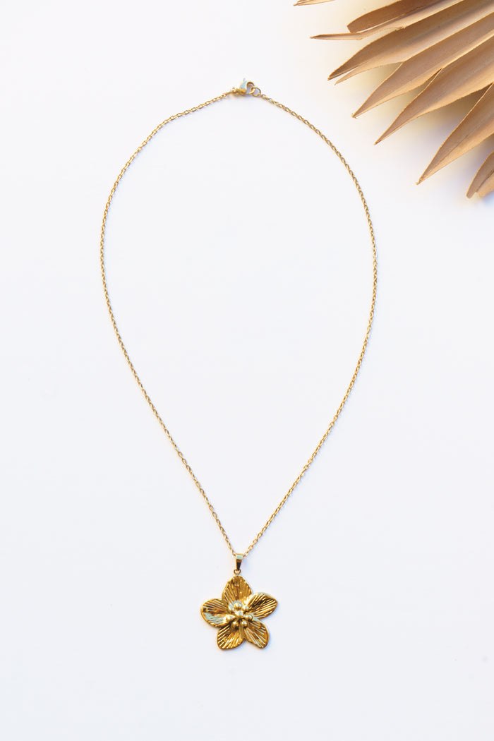 Island Bloom Pendant Necklace | Shop Bali Queen