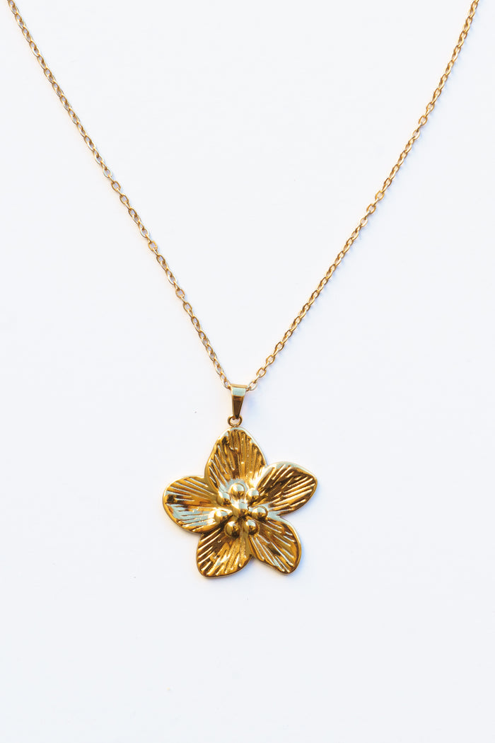 Island Bloom Pendant Necklace | Shop Bali Queen