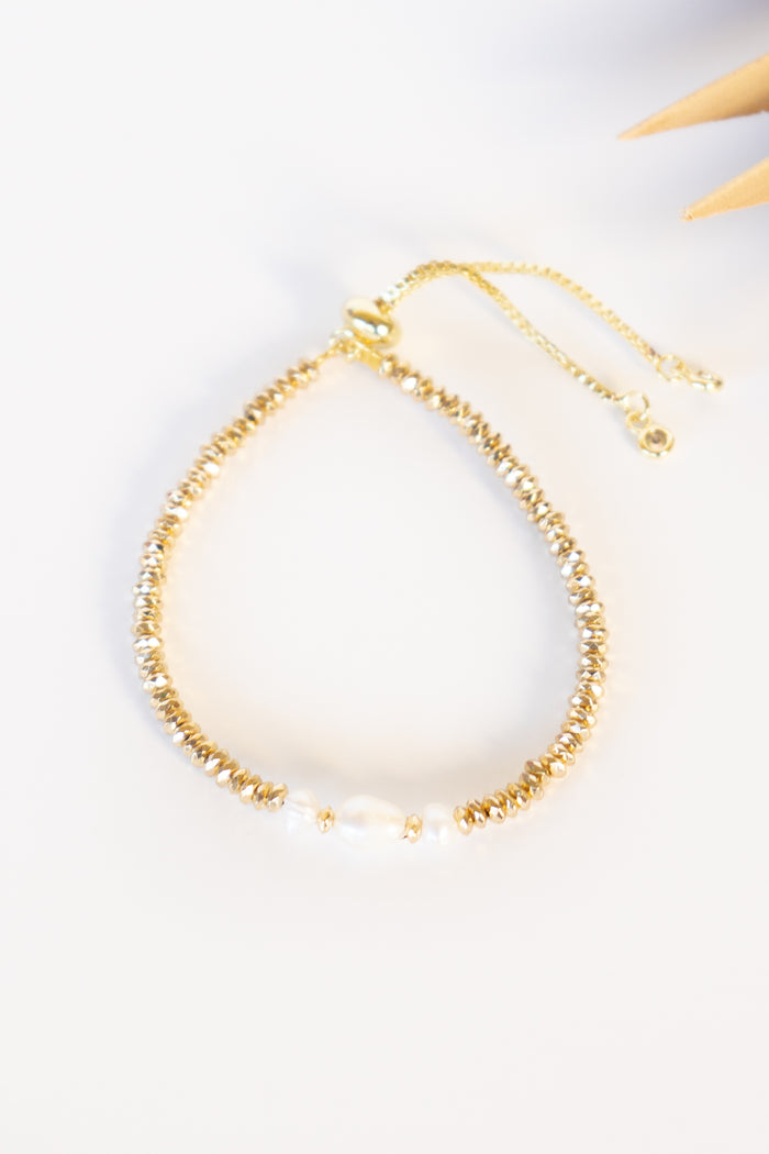 Gold Dust Pearl Pull Bracelet | Shop Bali Queen