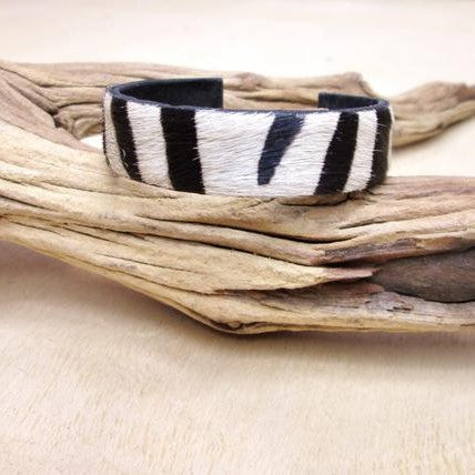 Slim Animal Print Cuff