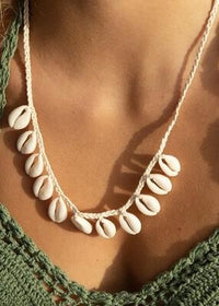 Moana Cowrie Choker