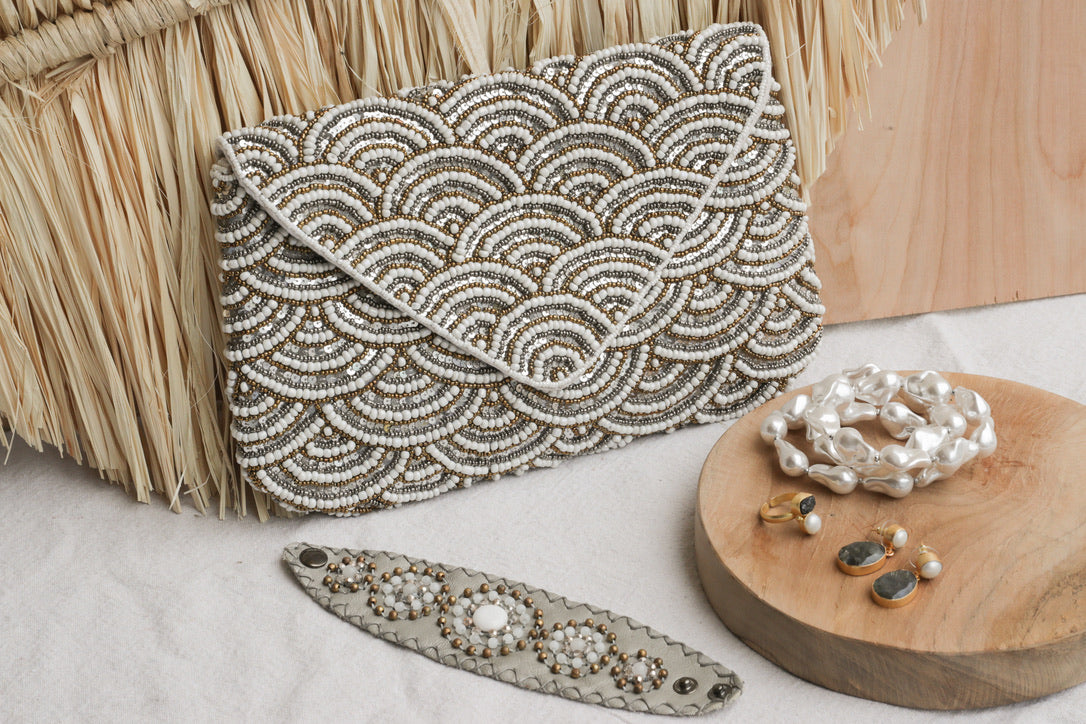 Grandma Pearls Stretch Bracelet | Shop Bali Queen