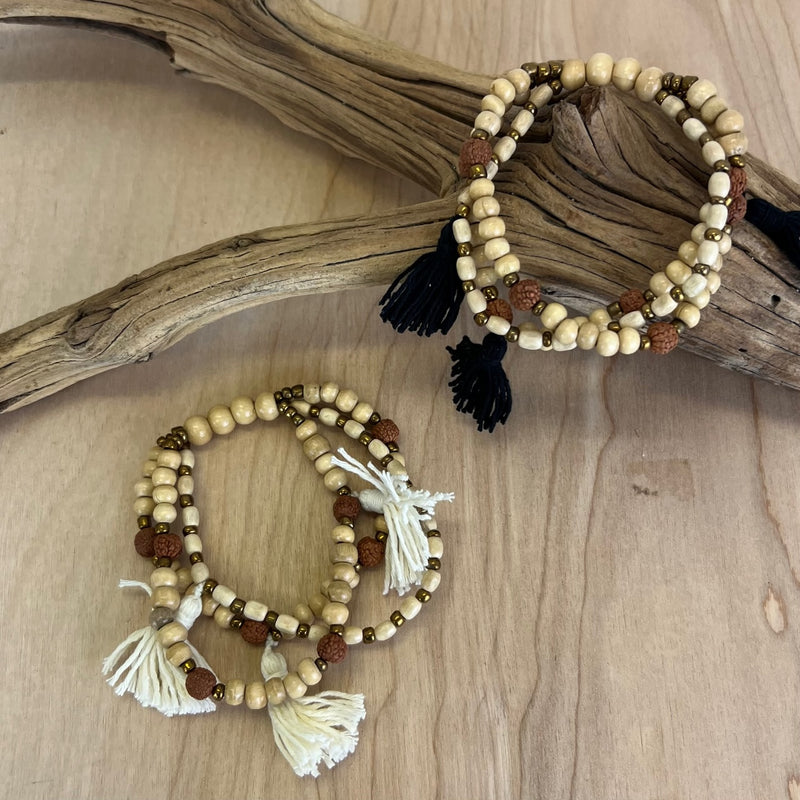 Lilo Wooden Tassel Bracelet