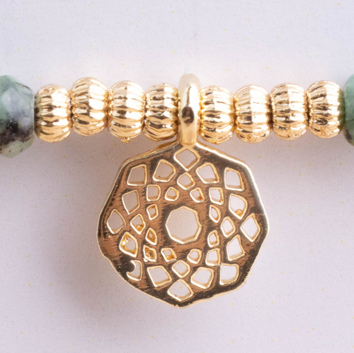 Medallion Stone Pull Bracelet