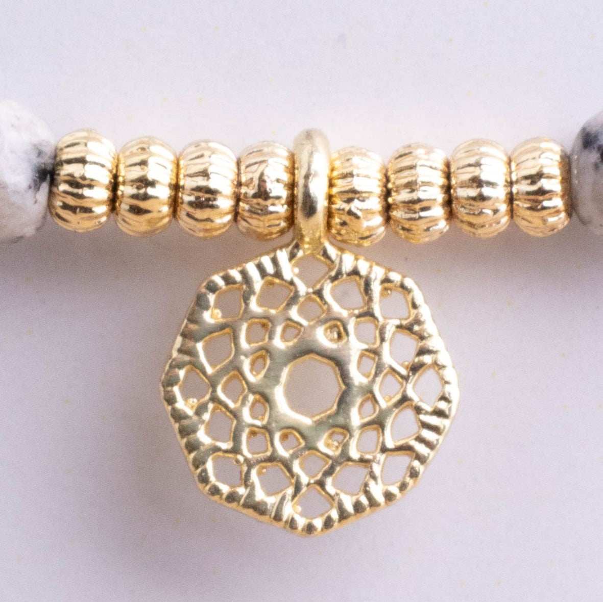 Medallion Stone Pull Bracelet