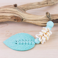 Bai Leaf Shell Keychain