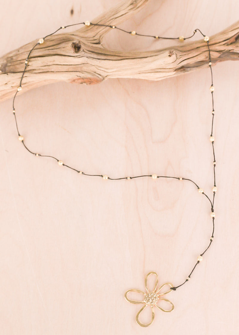 Daisy Gold Alloy Necklace | Shop Bali Queen